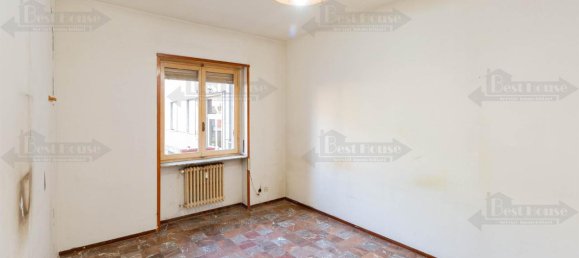 3 rooms Apartment in Milan, Italy No. 242577 2