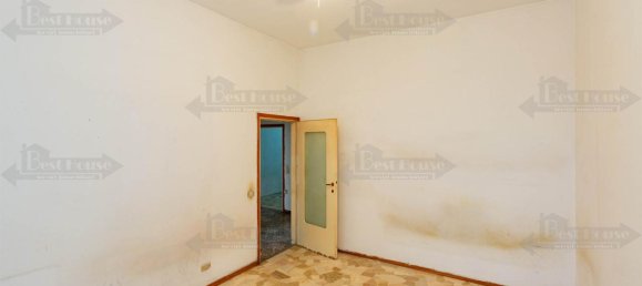 3 rooms Apartment in Milan, Italy No. 242577 10
