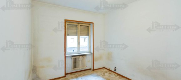 3 rooms Apartment in Milan, Italy No. 242577 9