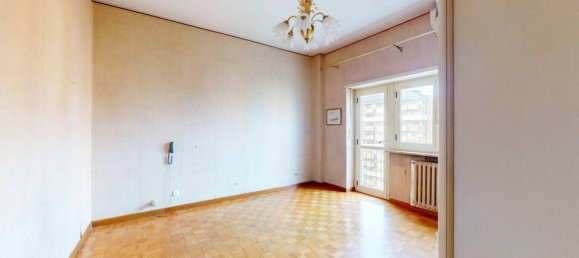 3 bedrooms Apartment in Turin, Italy No. 319111 5