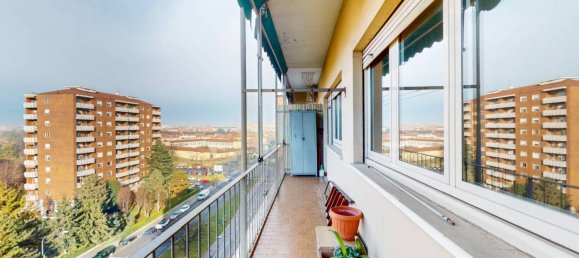 3 bedrooms Apartment in Turin, Italy No. 319111 11