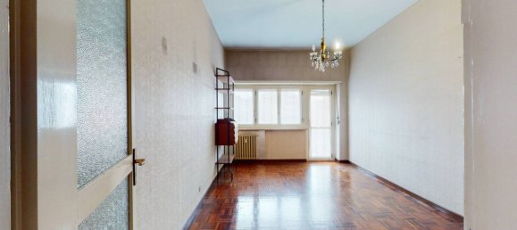 3 bedrooms Apartment in Turin, Italy No. 319111 24