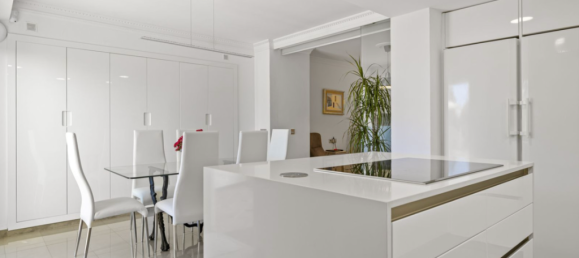 Adosado de 3 dormitorios en Marbella, Spain No. 120845 6