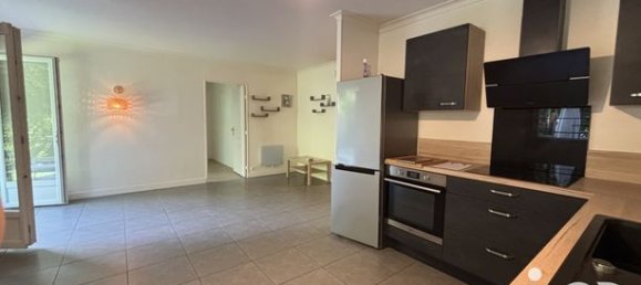 2 bedrooms Apartment in Corbeil-Essonnes, France No. 279153 6