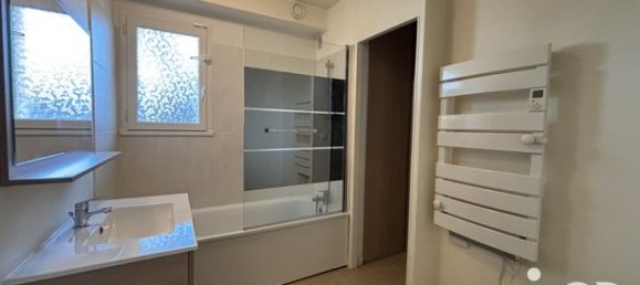 2 bedrooms Apartment in Corbeil-Essonnes, France No. 279153 9