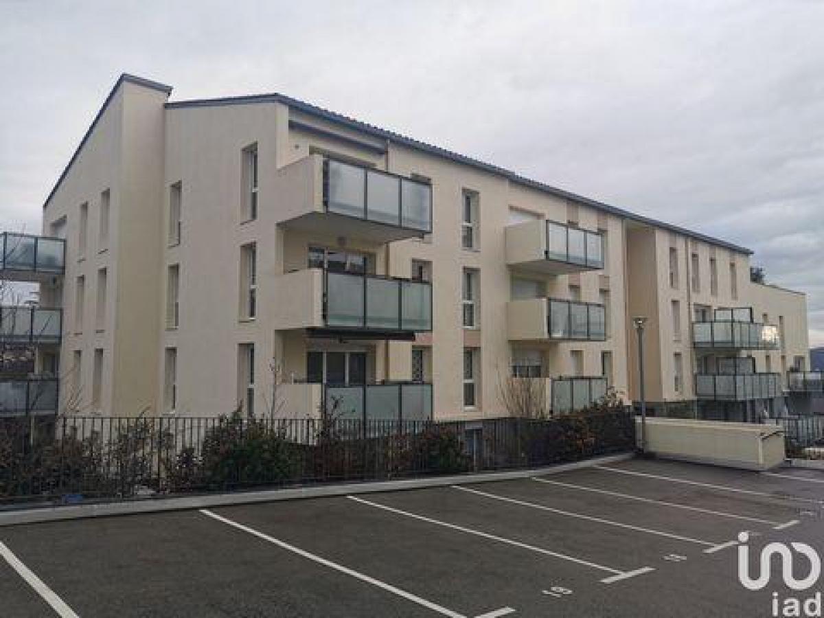 Apartamento com 2 quartos em condomínio em Vernaison, France N.º 28938