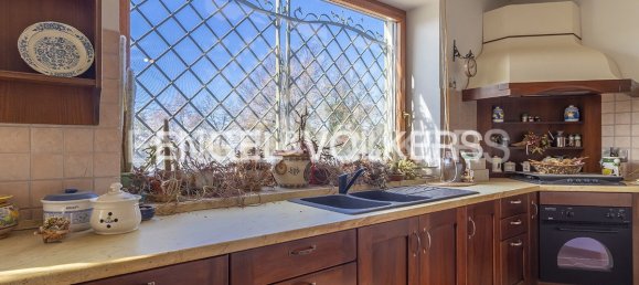 5 bedrooms Villa in Sant'Angelo Romano, Italy No. 126680 3