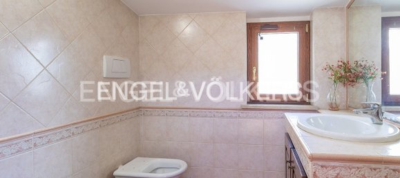 5 bedrooms Villa in Sant'Angelo Romano, Italy No. 126680 18