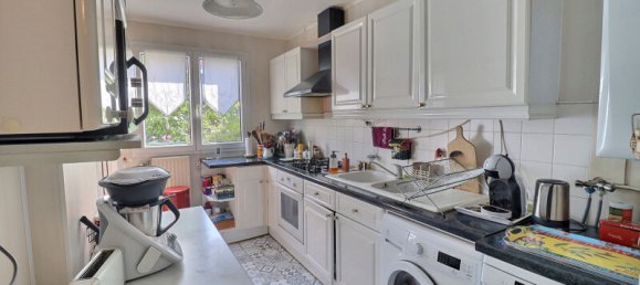 2 bedrooms Apartment in Vitry-sur-Seine, France No. 178438 4