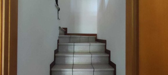 2 Schlafzimmer Wohnung in Monterenzio, Italy, Nr. 125498 8