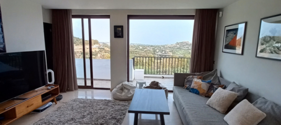 4 bedrooms House in La Quinta, Spain No. 120820 17