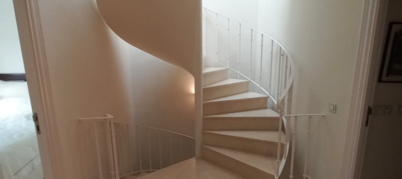 4 bedrooms House in La Quinta, Spain No. 120820 19