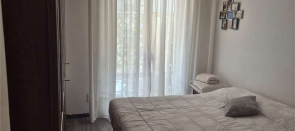 4-salle Appartement à Palermo, Italy No. 49043 4