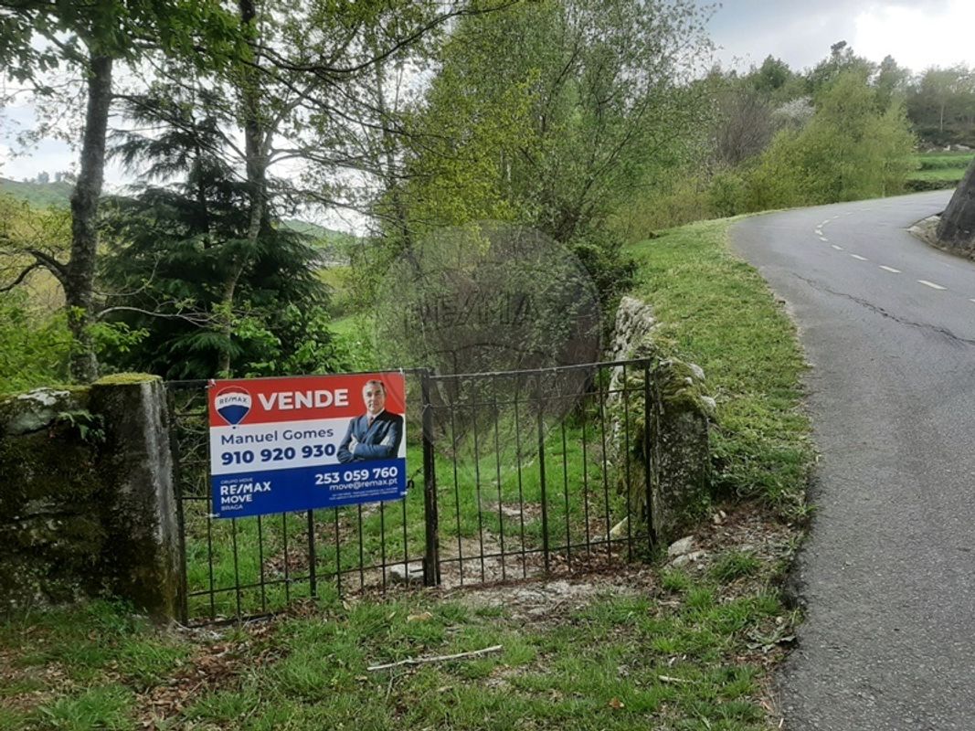 8797m² Land in Fafe, Portugal No. 36950