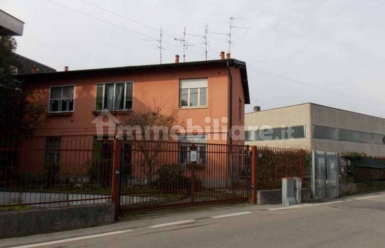 Studio in Melegnano, Italy No. 208552