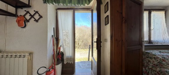 Casa de 2 dormitorios en Careggine, Italy No. 233372 2