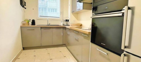 3 bedrooms Apartment in Paris, France No. 129056 4