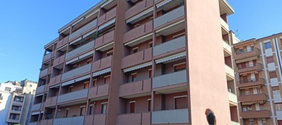 4 rooms Apartment in Vedano al Lambro, Italy No. 213903 3