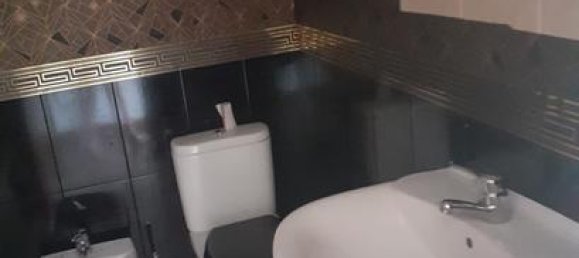 Apartamento de 4 dormitorios en Castalla, Spain No. 186195 4