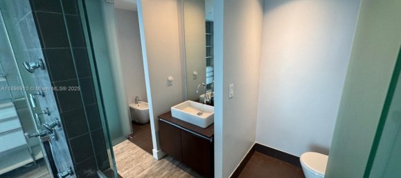 2 dormitorios propiedad comercial en venta en Miami, Miami-Dade, Florida, USA № 614863 16