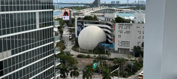 2 dormitorios propiedad comercial en venta en Miami, Miami-Dade, Florida, USA № 614863 28