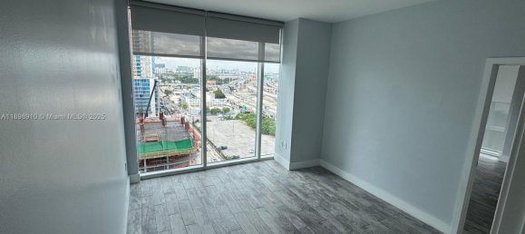 2 dormitorios propiedad comercial en venta en Miami, Miami-Dade, Florida, USA № 614863 22