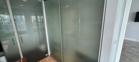 2 dormitorios propiedad comercial en venta en Miami, Miami-Dade, Florida, USA № 614863 17