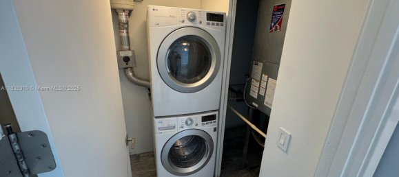 2 dormitorios propiedad comercial en venta en Miami, Miami-Dade, Florida, USA № 614863 26