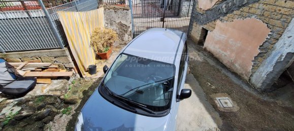 Apartamento de 3 dormitorios en San Sebastiano al Vesuvio, Italy No. 327731 9