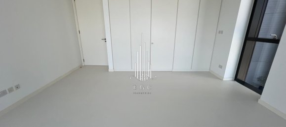 2 bedrooms Apartment in Al Reem Island, UAE No. 24802 4