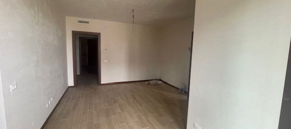 2-salle Appartement à San Donato Milanese, Italy No. 101645 10