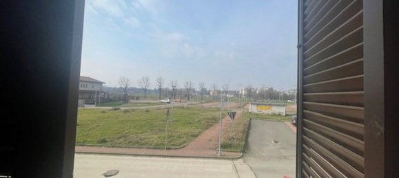 2-salle Appartement à San Donato Milanese, Italy No. 101645 15