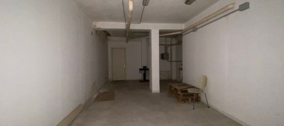 Gewerbliche Immobilie in Bari, Italy 200m², Nr. 297142 13