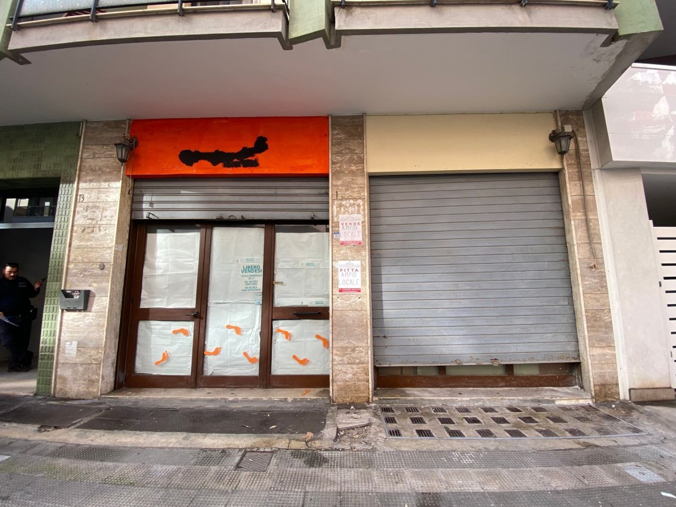 Gewerbliche Immobilie in Bari, Italy 200m², Nr. 297142