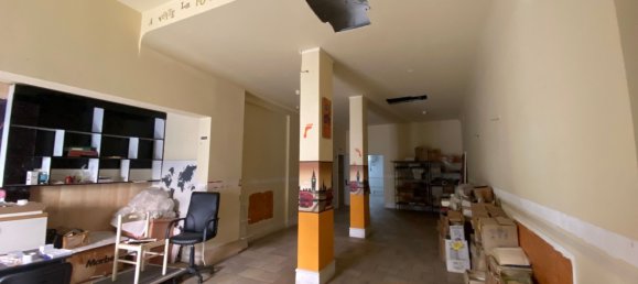 Gewerbliche Immobilie in Bari, Italy 200m², Nr. 297142 6