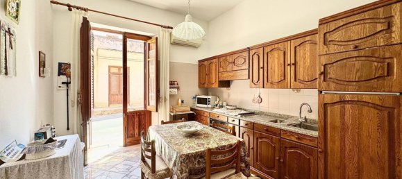 12 rooms House in Balestrate, Italy No. 306680 7