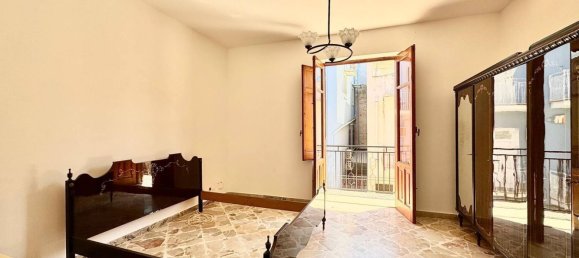 12 rooms House in Balestrate, Italy No. 306680 21