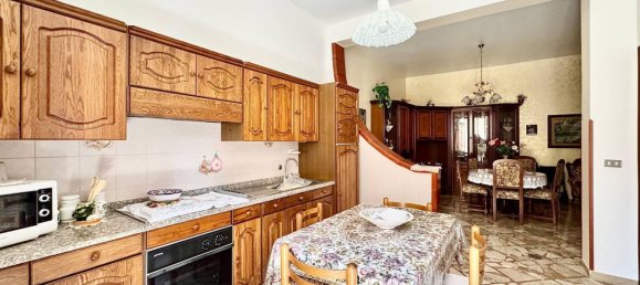 12 rooms House in Balestrate, Italy No. 306680 6