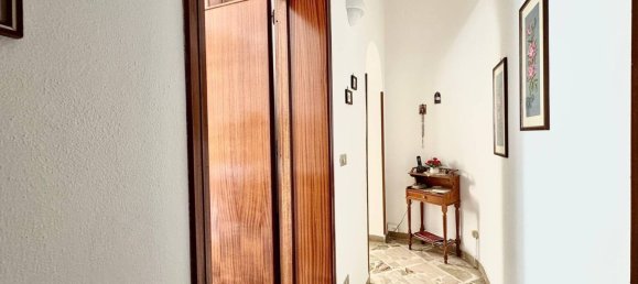 12 rooms House in Balestrate, Italy No. 306680 8