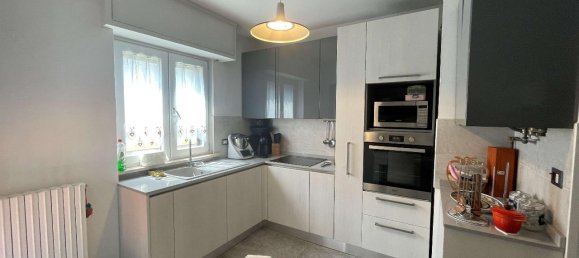 3 rooms Apartment in Settimo Milanese, Italy No. 70102 23
