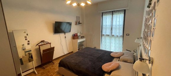 3 rooms Apartment in Settimo Milanese, Italy No. 70102 17
