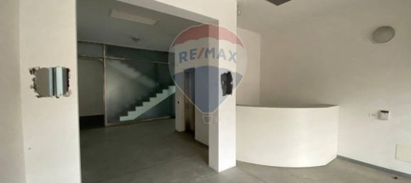 Коммерческая недвижимость с 12 комнатами в Брешиа, Италия № 73773 13