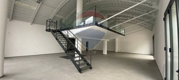 Коммерческая недвижимость с 12 комнатами в Брешиа, Италия № 73773 25