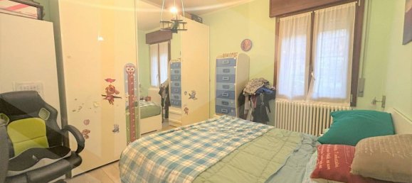 Apartamento de 3 habitaciónes en Fiorano Modenese, Italy No. 24768 10