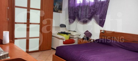 4 rooms House in Rome, Italy No. 143513 16