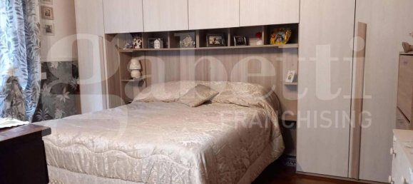 4 rooms House in Rome, Italy No. 143513 6