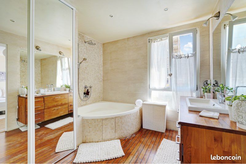 Apartamento de 2 dormitorios en Issy-les-Moulineaux, France No. 322235