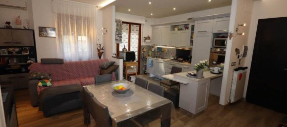 5 rooms Apartment in Torrita di Siena, Italy No. 25782 2