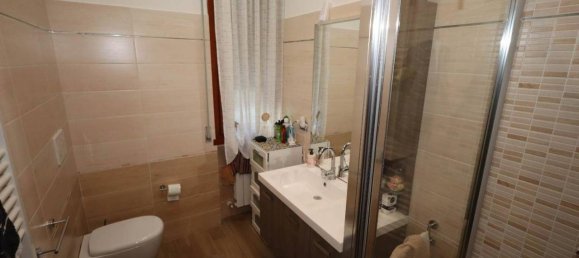 5 rooms Apartment in Torrita di Siena, Italy No. 25782 33