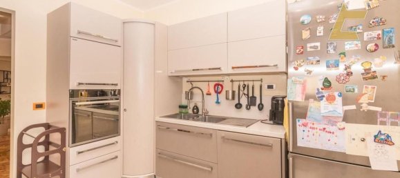 3-salle Appartement à Valenza, Italy No. 206167 5